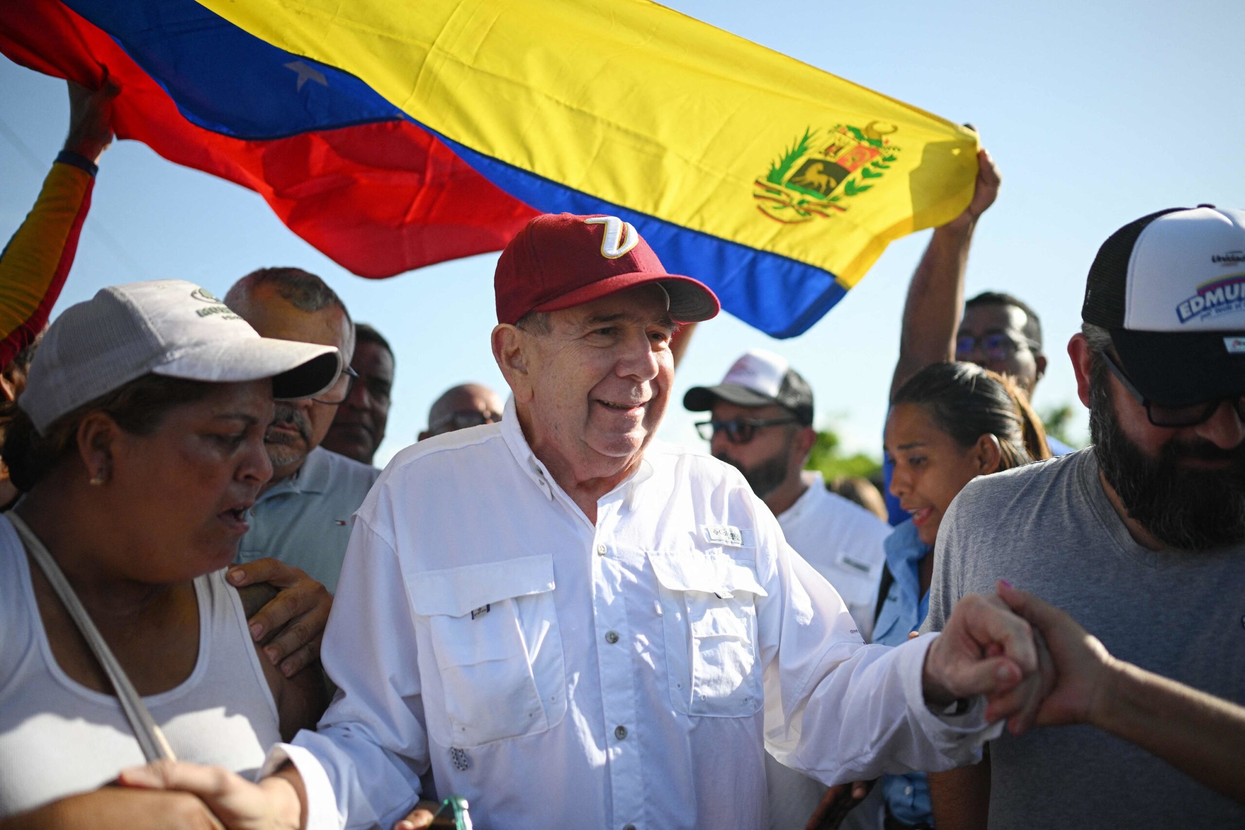 Edmundo González visita el país como antesala a su vuelta a Venezuela mañana